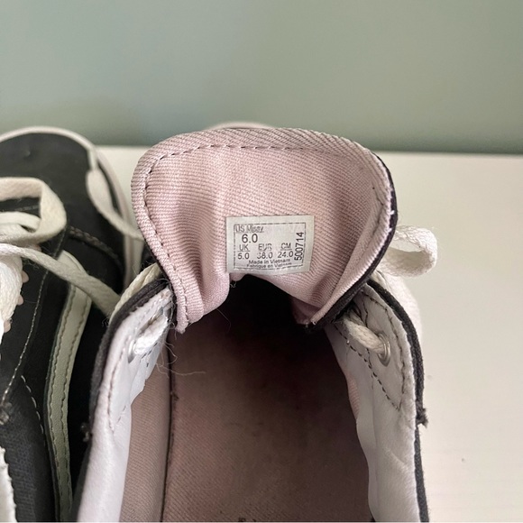 Vans Big Girls Ward Sneaker Size 6 (Women’s 8) Black/Pink - Picture 5 of 7